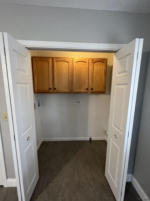 1524 E Vly, Adrian, MI 49221 photo 14
