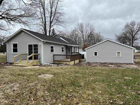 1524 E Vly, Adrian, MI 49221 photo 5