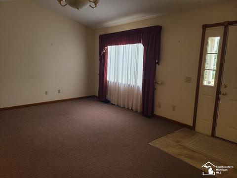 2846 Ashley Dr, Adrian, MI 49221 photo 9