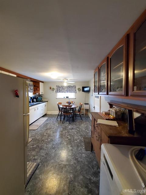 111 Chestnut, Munising, MI 49862 photo 7