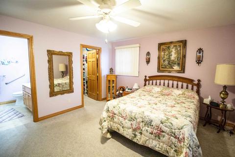 9319 Maple St, New Lothrop, MI 48460 photo 22