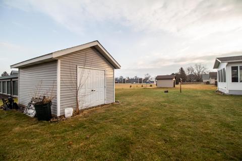 9319 Maple St, New Lothrop, MI 48460 photo 49