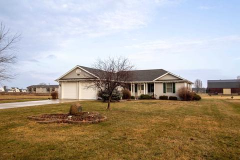 9319 Maple St, New Lothrop, MI 48460 photo 1