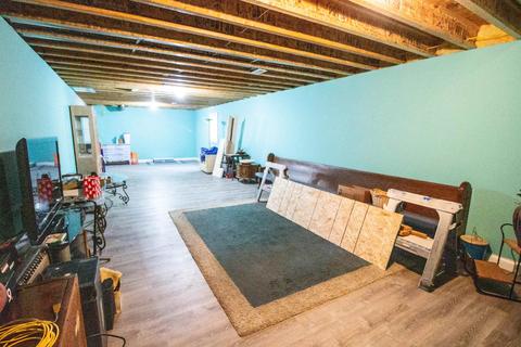 9319 Maple St, New Lothrop, MI 48460 photo 37