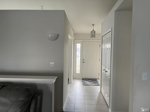 901 Plum Tree Cir, Monroe, MI 48161 photo 8