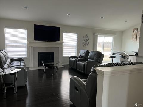 901 Plum Tree Cir, Monroe, MI 48161 photo 9