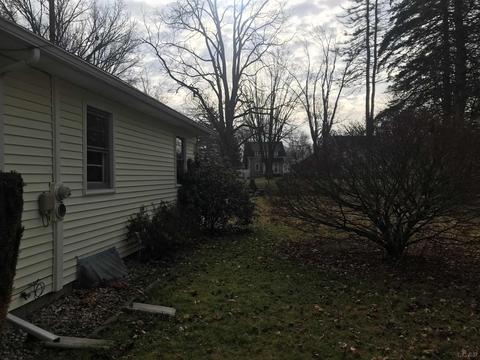 765 Alexander, Adrian, MI 49221 photo 2