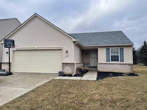 33332 Sienna Dr, Romulus, MI 48174 photo 1