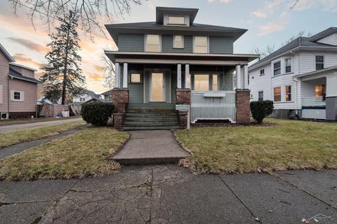 2155 4th St, Bay City, MI 48708 photo 1