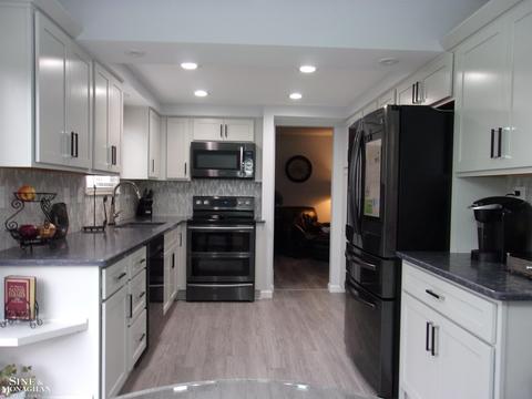 9472 Lakepointe, Clay, MI 48001 photo 14