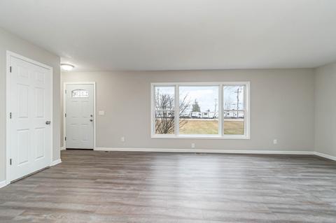 1182 S Huron Rd, Kawkawlin, MI 48631 photo 23