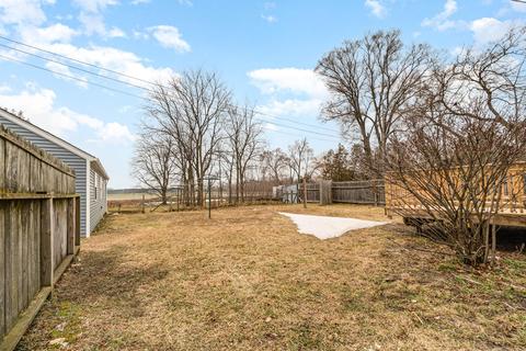 1182 S Huron Rd, Kawkawlin, MI 48631 photo 4