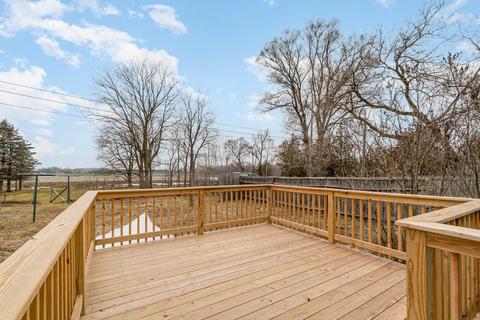 1182 S Huron Rd, Kawkawlin, MI 48631 photo 5