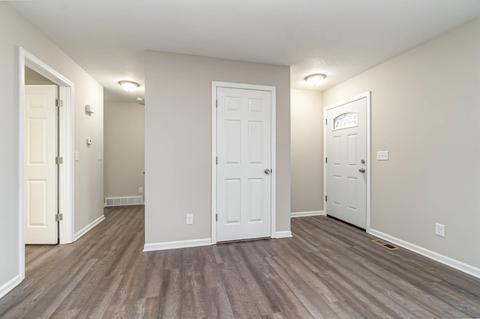 1182 S Huron Rd, Kawkawlin, MI 48631 photo 9
