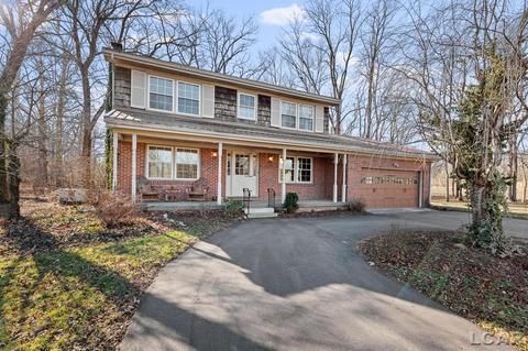 4771 Devonshire Dr, Adrian, MI 49221 photo 1