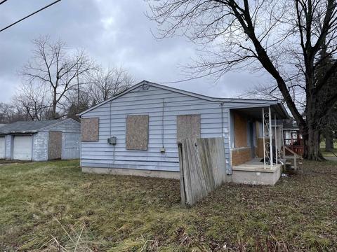 1561 Ryan, Flint, MI 48532 photo 3