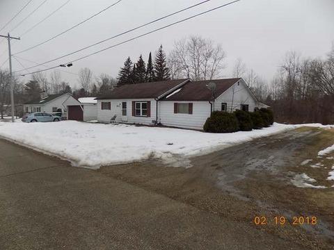 801 N Spg, Gladwin, MI 48624 photo 2