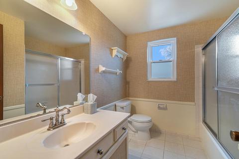 8041 W Carpenter, Flushing, MI 48433 photo 17