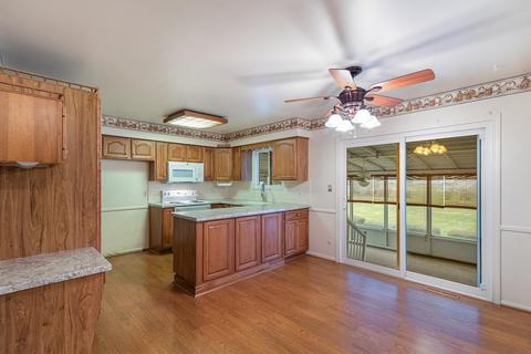 8041 W Carpenter, Flushing, MI 48433 photo 6