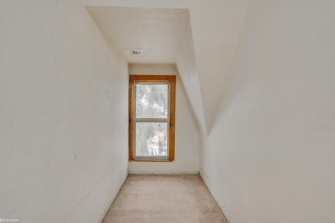 4894 Main St, Applegate, MI 48401 photo 6