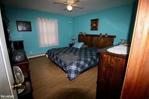 725 Washington, Algonac, MI 48001 photo 5