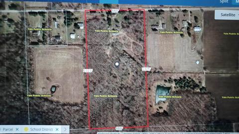 7659 Bean Rd, Avoca, MI 48006 photo 29