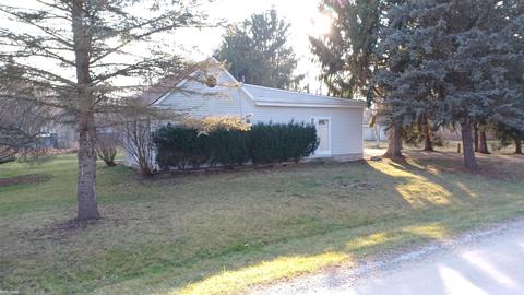 7659 Bean Rd, Avoca, MI 48006 photo 1