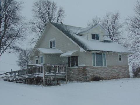 1514 E Chip Rd, Kawkawlin, MI 48631 photo 1