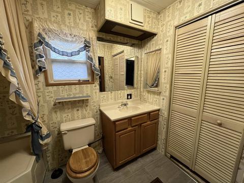 3726 Whispering Pnes, Gladwin, MI 48624 photo 35