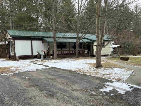 3726 Whispering Pnes, Gladwin, MI 48624 photo 1