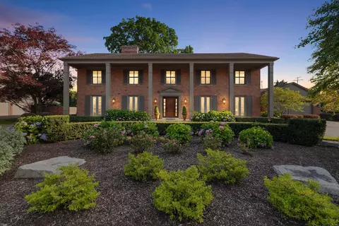 47 Webber, Grosse Pointe Shores, MI 48236