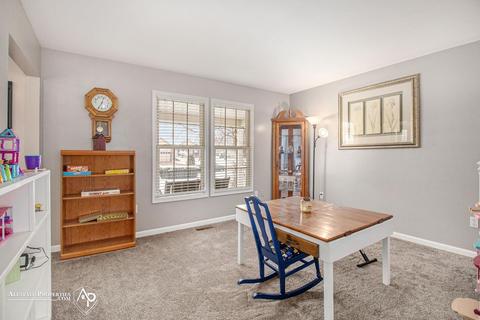 2458 Stonebrook Dr, Davison, MI 48423 photo 5