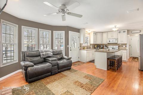2458 Stonebrook Dr, Davison, MI 48423 photo 16