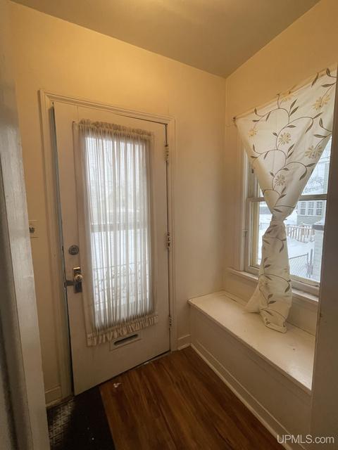 210 W Barnum, Ishpeming, MI 49849 photo 5