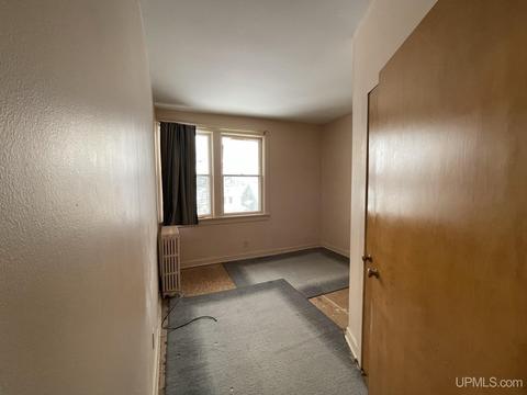 210 W Barnum, Ishpeming, MI 49849 photo 24