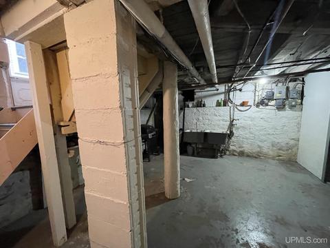 210 W Barnum, Ishpeming, MI 49849 photo 41