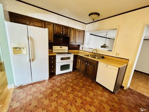 481 John Rolfe, Monroe, MI 48162 photo 2