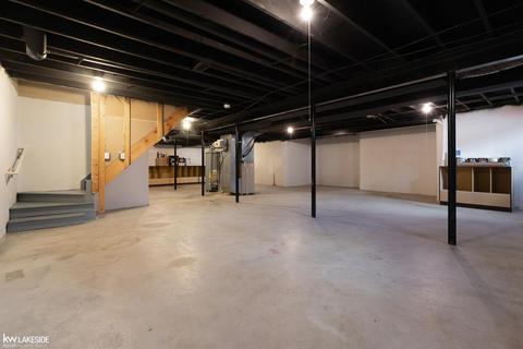 18112 Huron, Macomb, MI 48042 photo 33