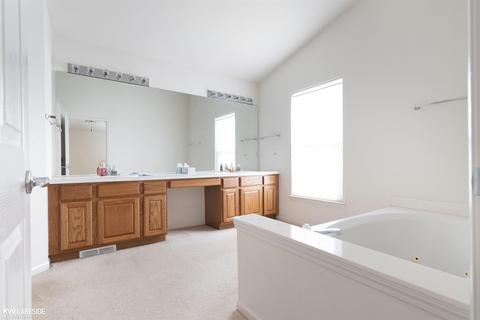 18112 Huron, Macomb, MI 48042 photo 24