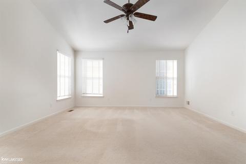 18112 Huron, Macomb, MI 48042 photo 23