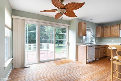 18112 Huron, Macomb, MI 48042 photo 15