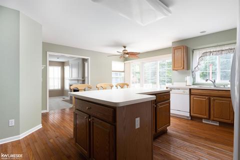 18112 Huron, Macomb, MI 48042 photo 13