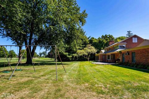 300 Moross, Grosse Pointe Farms, MI 48236 photo 24