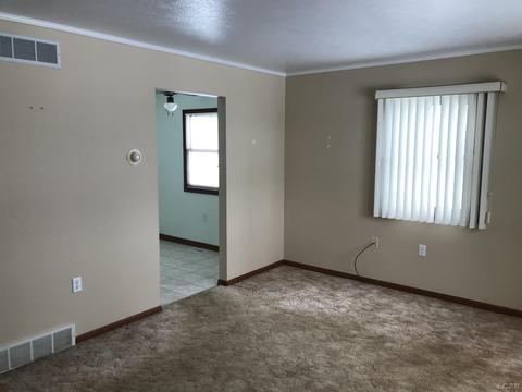 148 Irwin St, Brooklyn, MI 49230 photo 5