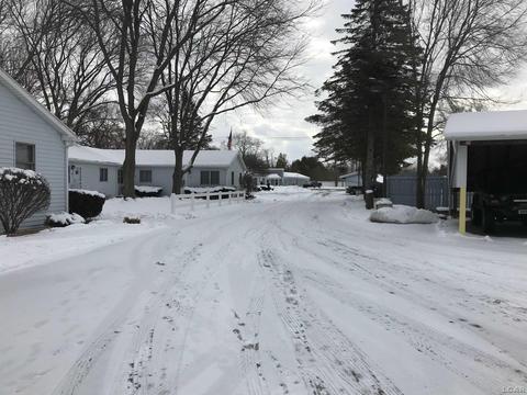 148 Irwin St, Brooklyn, MI 49230 photo 3
