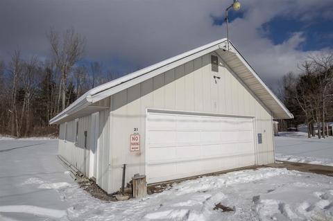 21 White Star Dr, Gladwin, MI 48624 photo 4