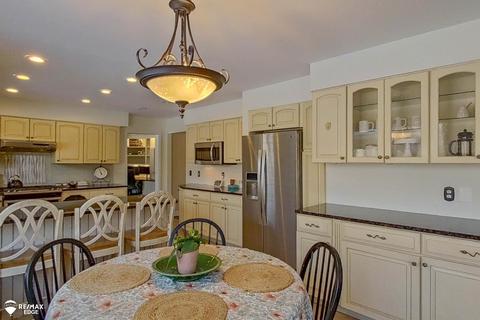 5261 Chickasaw Trl, Flushing, MI 48433 photo 19