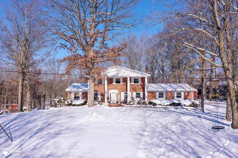 5261 Chickasaw Trl, Flushing, MI 48433 photo 3