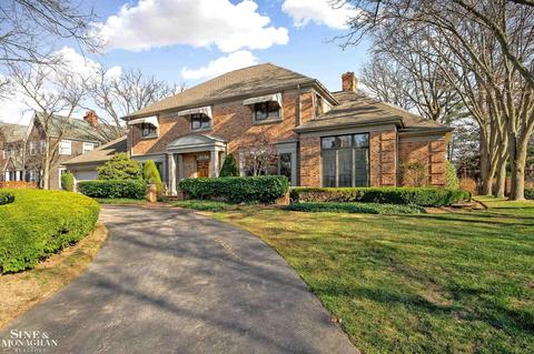 6 Cameron Pl, Grosse Pointe, MI 48230 photo 1