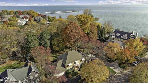 6 Cameron Pl, Grosse Pointe, MI 48230 photo 3